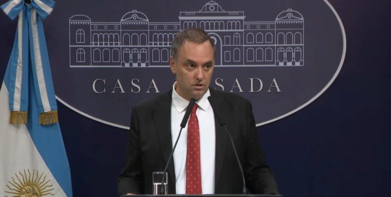 Manuel Adorni negó irregularidades en su patrimonio y viajes, y se puso a disposición de la Justicia