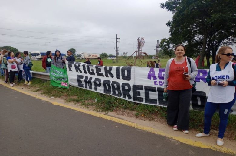 “Queremos visibilizar nuestra lucha” dijeron los docentes en la ruta 14