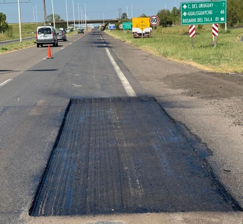 Realizan trabajos de bacheo estructural en Ruta Nacional 14