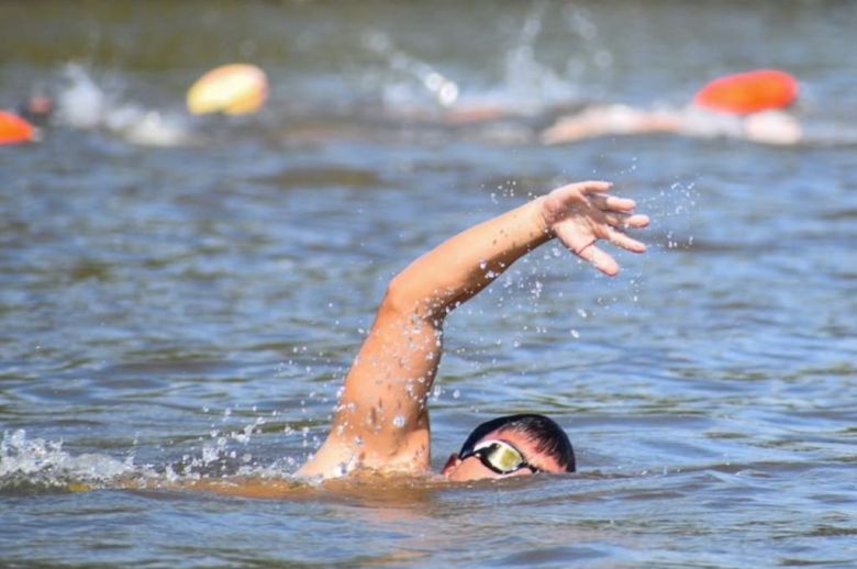 El paranaense Boviez se quedó con la maratón internacional Salto-Concordia