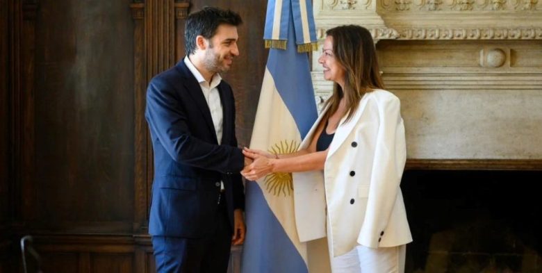 Chubut sella acuerdo con Nación: ANSES pagará deuda de más de mil millones a la caja previsional provincial