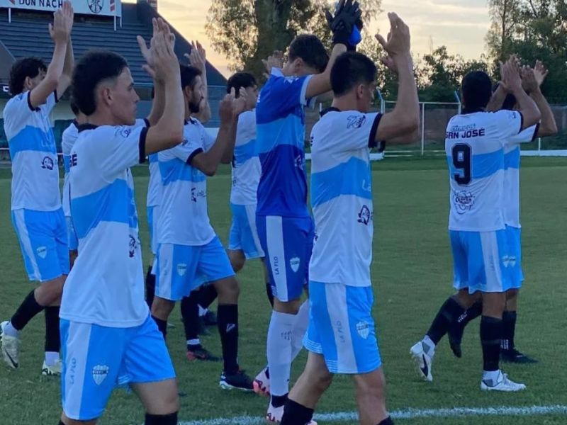 La Copa Entre Ríos de fútbol tiene a sus finalistas