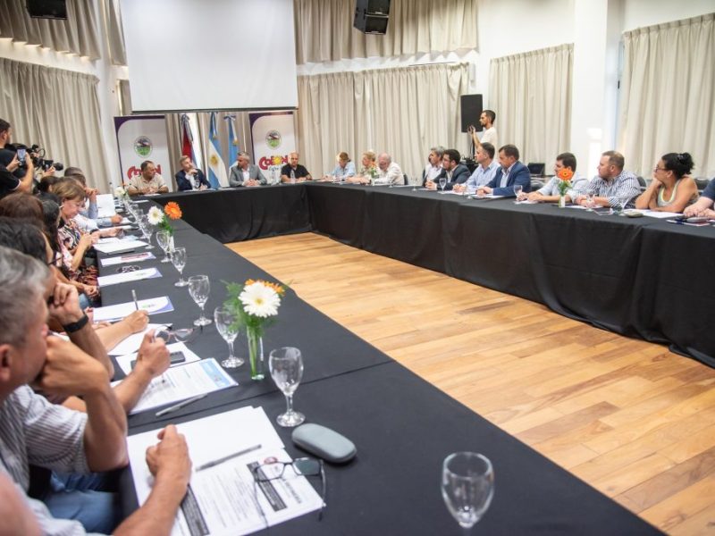 Advirten que Entre Ríos recurrirá a Justicia internacional si avanza una refinería de combustibles sintéticos frente a Colón