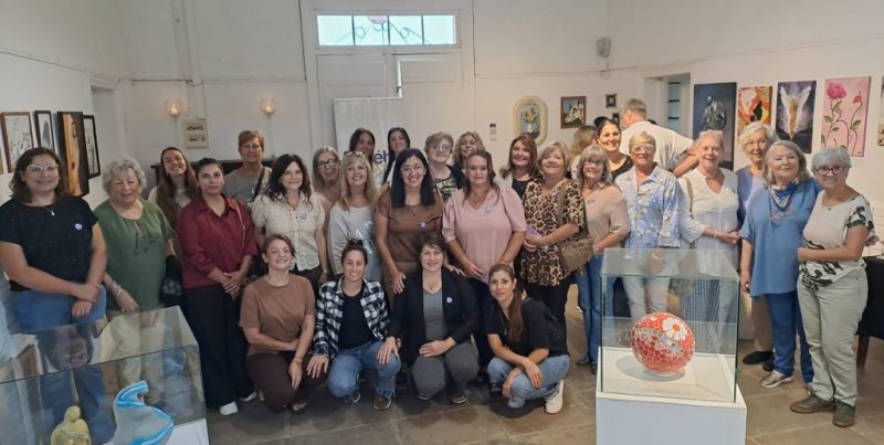 El Trébol homenajeó a mujeres locales y lanzó la muestra «Marzo con M de Mujer»