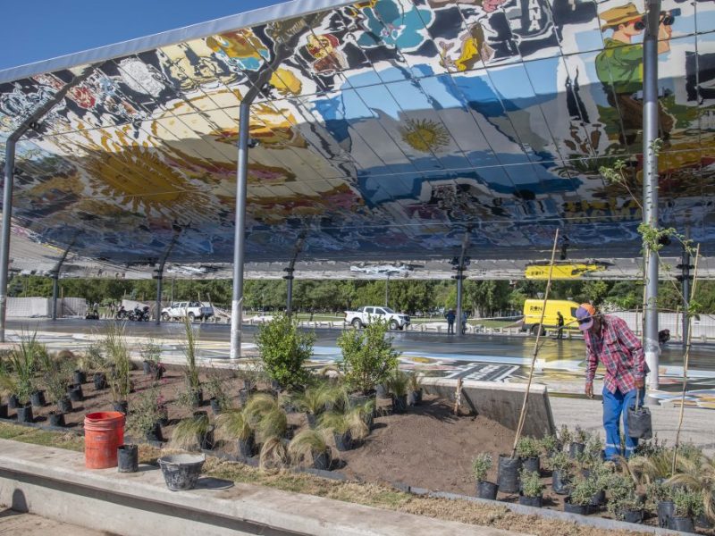 El Aura, la primera plaza pública techada de Rosario