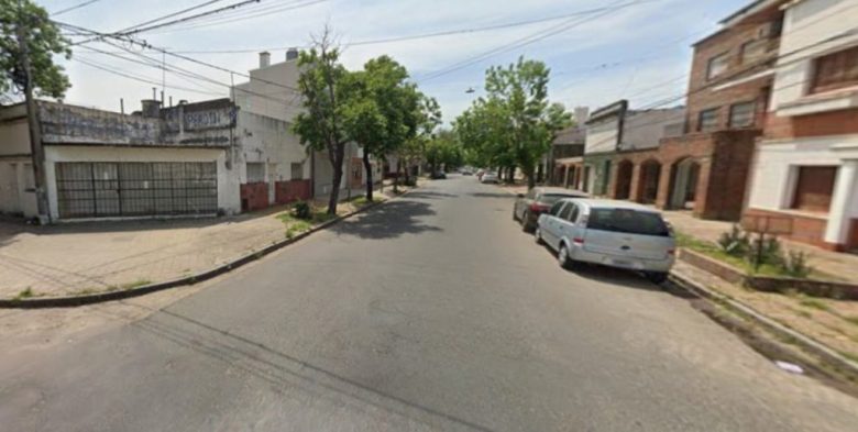 Un hombre fue baleado con dos disparos en la cabeza tras el robo de su bicicleta en la ciudad de Santa Fe
