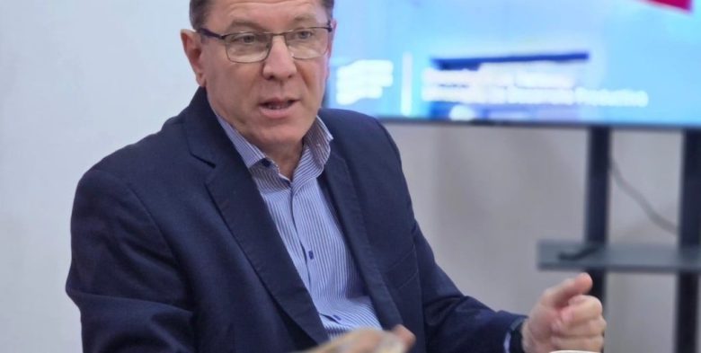 Un senador provincial propone crear por ley gabinetes interdisciplinarios en escuelas de Santa Fe