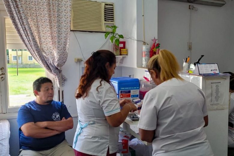 Agendá Salud desembarcó en Romang