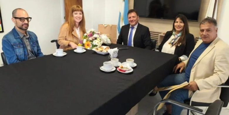 San Lorenzo distingue a Pilar Mugica por su logro internacional en paraequitación