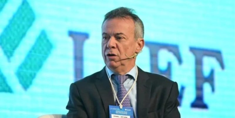 Tras el dato de inflación del INDEC, el ministro Caputo se refirió al futuro de la economía