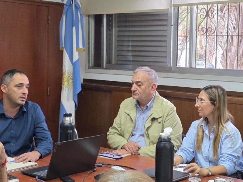 Departamento Castellanos: el senador Calvo se reúne con el secretario de Asuntos Hídricos