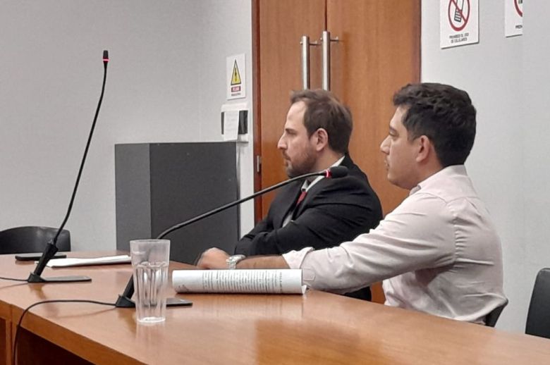 Abogado reconoció que amedrentó a una clienta con un arma de fuego para cobrar honorarios