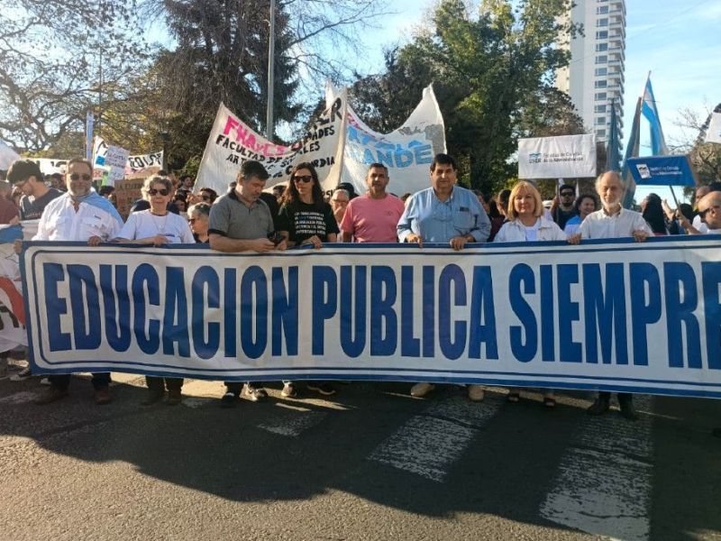 Semana de paro total de docentes universitarios entrerrianos