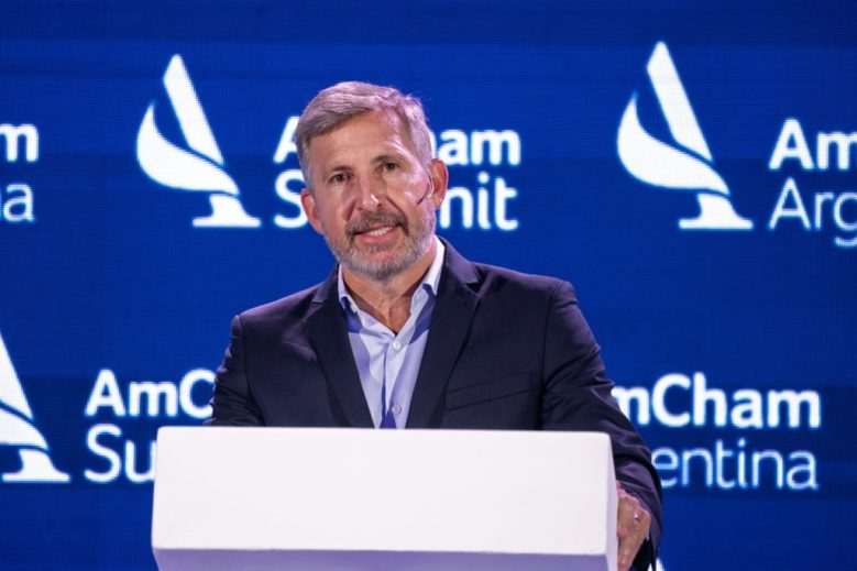 Frigerio presentó la visión estratégica de Entre Ríos en el AmCham Summit