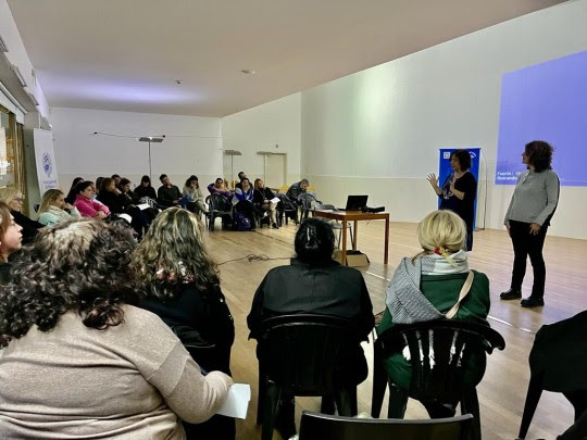 Rosario impulsa iniciativa para prevenir consumos problemáticos junto a escuelas primarias y secundarias