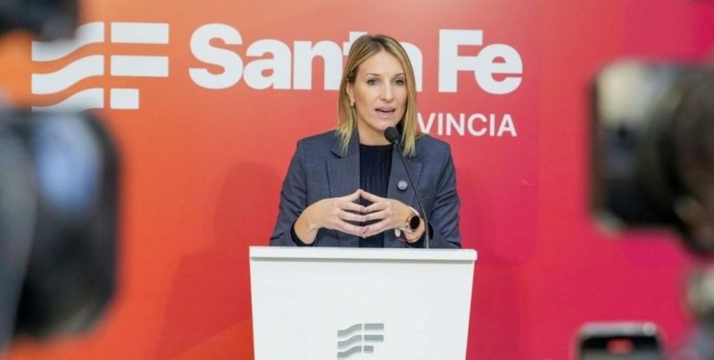 El gobierno de Pullaro en Santa Fe defendió sus reformas de Seguridad: «La policía está empoderada»