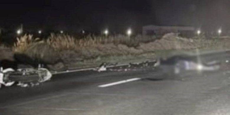 Accidente fatal en Córdoba: murió un motociclista tras chocar con un perro y ser atropellado por dos camionetas