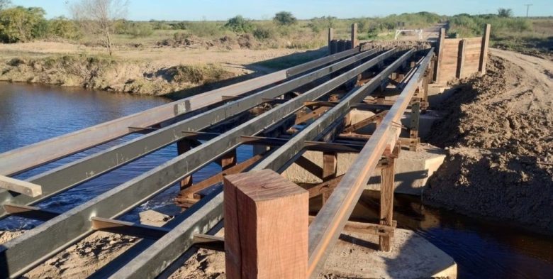 Ruta 10: comenzó la reparación integral del puente sobre el Arroyo Cululú