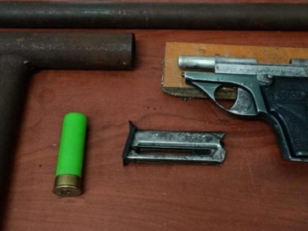 La Policía aprehendió a tres jóvenes con armas de fuego en Santa Fe