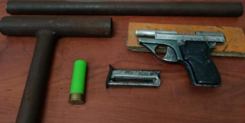 La Policía aprehendió a tres jóvenes con armas de fuego en Santa Fe