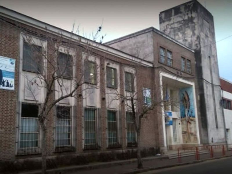 Estudiantes instalarán estaciones de agua purificada en la escuela