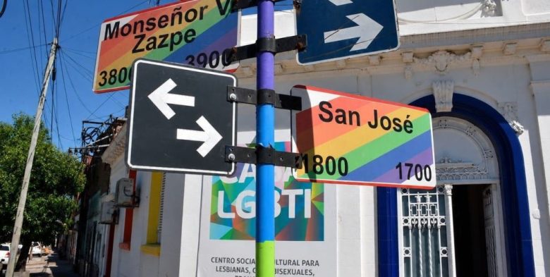 En Santa Fe, detuvieron a una mujer por intento de robo de celular a una empleada de la Casa LGBTIQ+