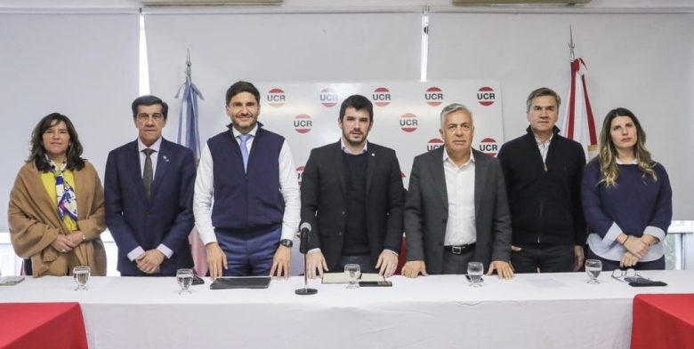 La UCR, con Maximiliano Pullaro, evaluó la economía y convocó a un gran encuentro federal