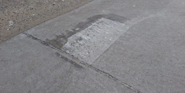 El Puerto de Santa Fe: dársenas de estacionamiento siguen sin demarcación y generan confusión