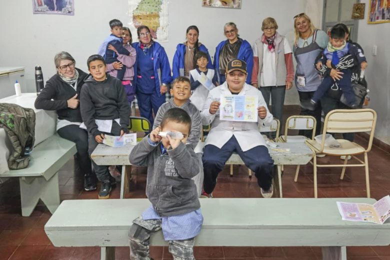 Jornada de prevención y vacunación del Centro de Salud Brazo Largo en la Escuela N° 21 ‘Manuel Belgrano’ de Villa Paranacito