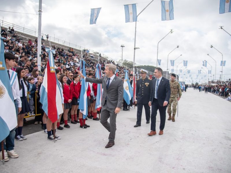 Frigerio llamó al diálogo y el consenso en los actos por el 25 de Mayo en Gualeguaychú