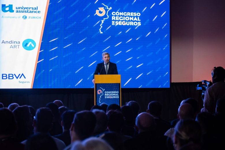 Frigerio participó de la apertura del 11° Congreso Regional de Seguros y resaltó su importancia para el desarrollo
