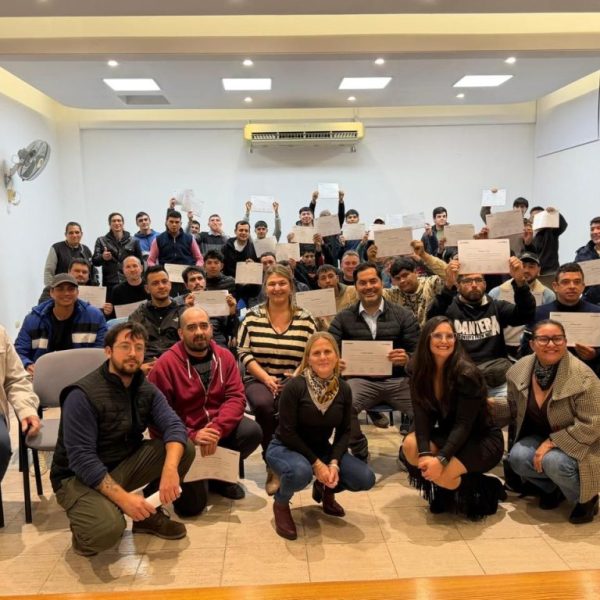 Reconquista: más de 50 santafesinos se graduaron en oficios a través del programa Impulsa