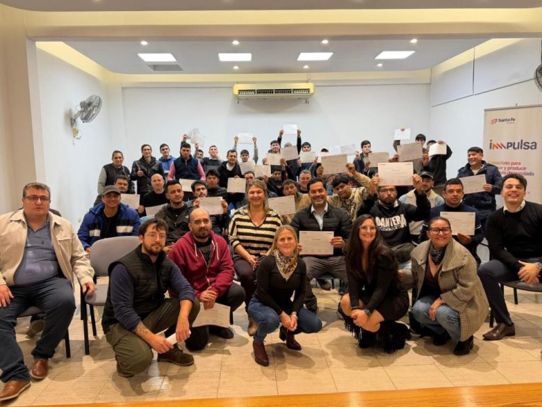 Reconquista: más de 50 santafesinos se graduaron en oficios a través del programa Impulsa