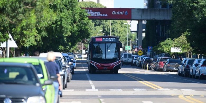 Santa Fe: aumenta el boleto de colectivo y regresa el descuento para usuarios SUBE
