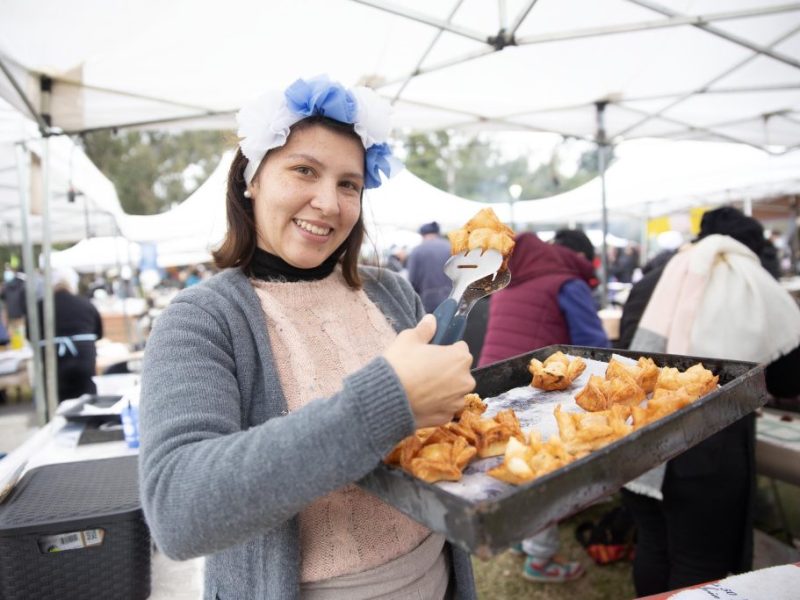 Rosario se vistió de celeste y blanco en una nueva edición de la Fiesta del Pastelito