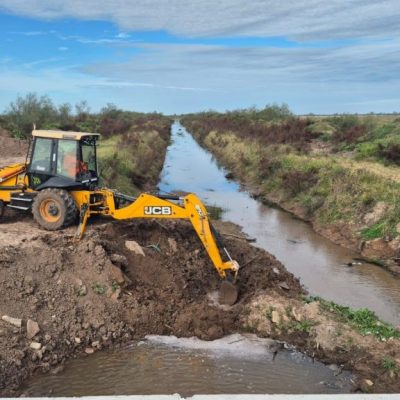 El Plan Hídrico de Provincia llega al norte y licita la limpieza de 10 canales troncales
