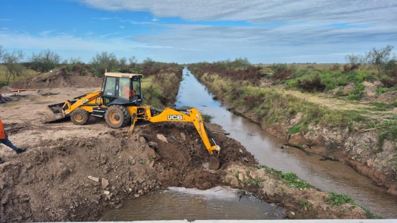 El Plan Hídrico de Provincia llega al norte y licita la limpieza de 10 canales troncales