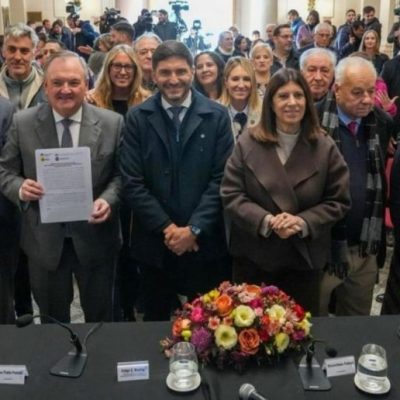 Unión de los tres Poderes provinciales para la transformación de Plaza Italia