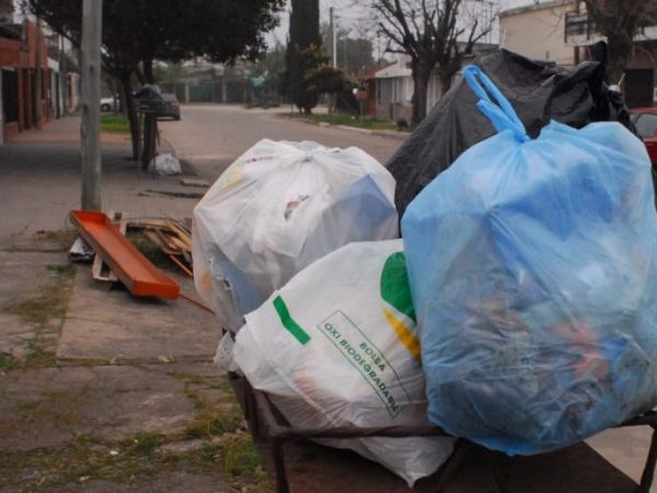 La Municipalidad de Santa Fe descontará a Urbafé el día completo de servicio por la falta de recolección en distintos barrios