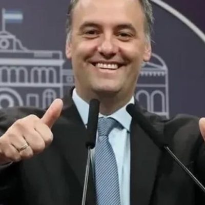 Jefe de Gabinete Adorni desmiente la cancelación y ratifica su informe de gestión en el Senado