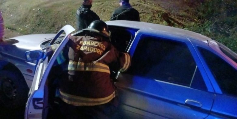 Rescataron a una mujer atrapada en un automóvil tras despiste y caída a una zanja en la Ruta Nacional N° 11, en jurisdicción de Recreo