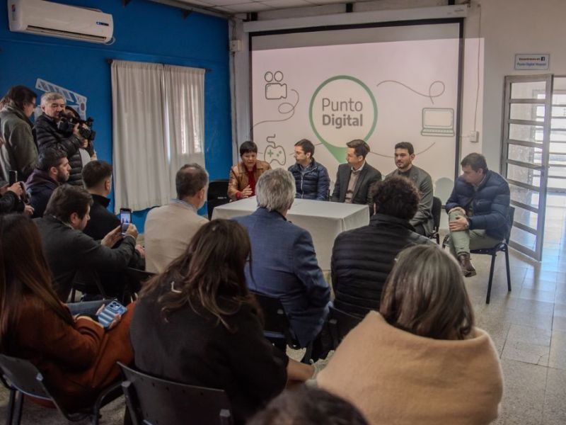Entre Ríos renueva Punto Digital y firma convenio para innovación en Nogoyá