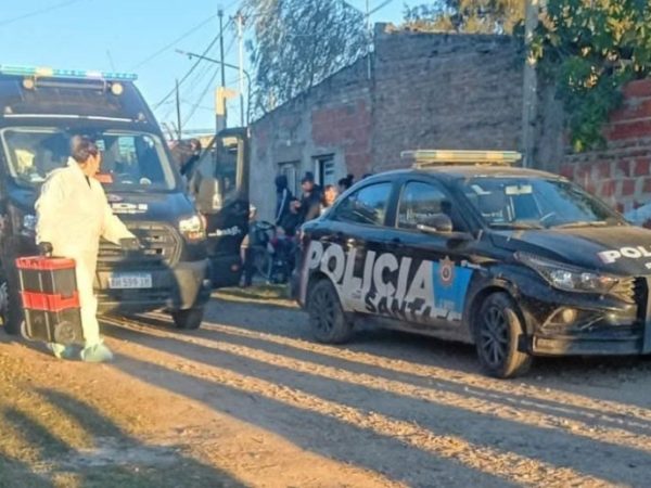 Buscan a una mujer desaparecida en Santa Fe; hay un hombre bajo sospecha