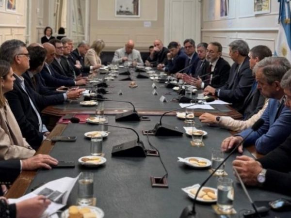 Ucrania convoca a empresarios santafesinos para inversiones en su reconstrucción