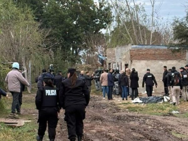 La Policía desarticuló dos búnkeres de droga en operativos en Esperanza