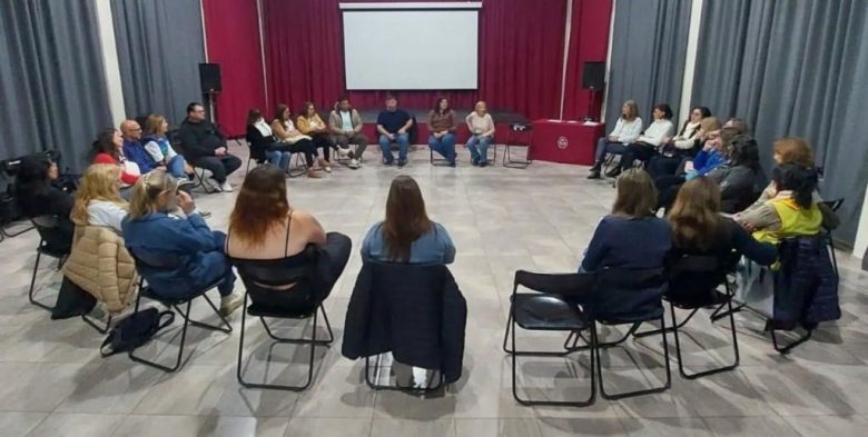 Sunchales: entregaron el Fondo de Asistencia Educativa para mejoras en escuelas locales