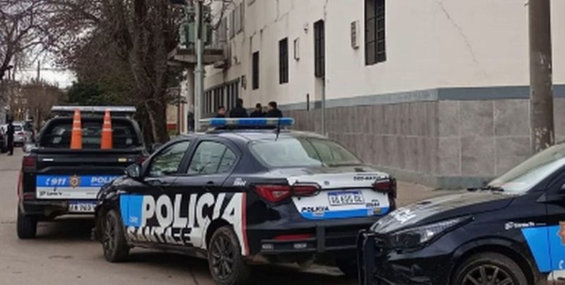 Detuvieron a un preceptor del Complejo Educativo Lourdes en Santa Fe tras la denuncia de una alumna