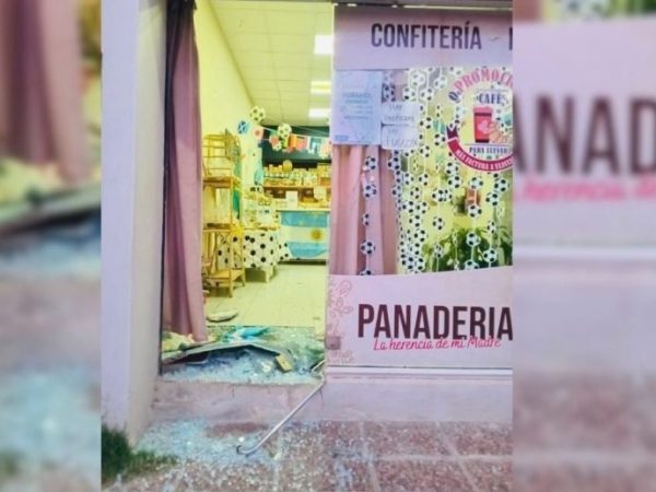 Un robo con destrozos afectó a una panadería en San José del Rincón