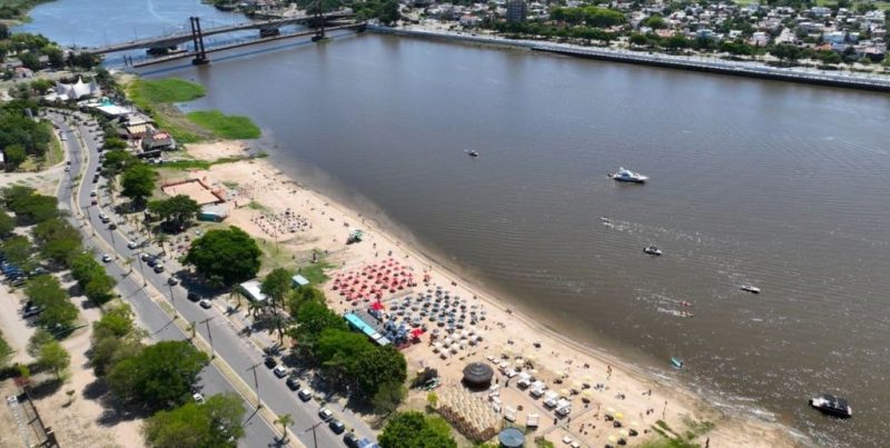 Revelan el diseño de los futuros paradores de la Costanera de Santa Fe: tendrán sombráculo, restaurante y mural vegetal
