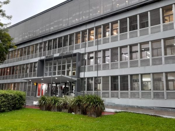 Se resolvió con una Probation y el ofrecimiento de reparación económica un caso “Bebé Reno” en Paraná